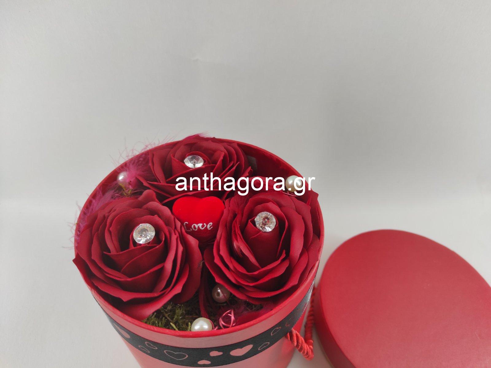 Κόκκινο κουτί με κόκκινα τριαντάφυλλα σαπουνιού - Image 2